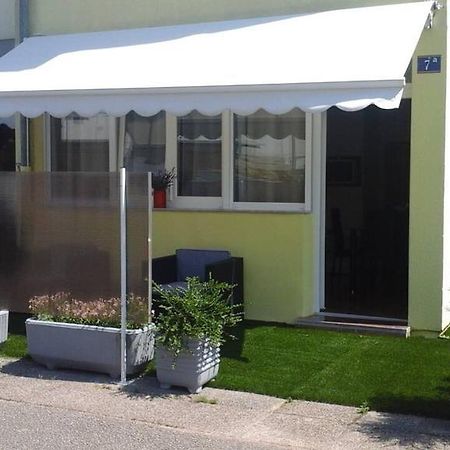 Studio Bi Apartment Umag Luaran gambar