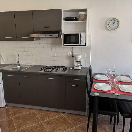 Studio Bi Apartment Umag Luaran gambar